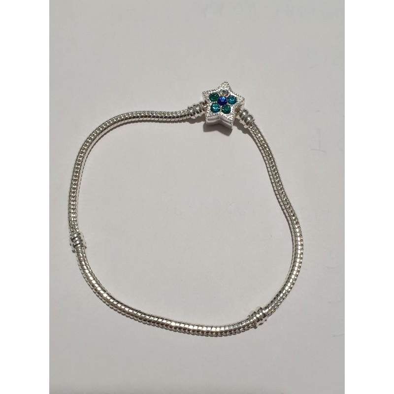 Braccialetto UOMO DONNA , ARGENTO925 laminato  , la lunghezza del bracciale è di 21 cm. Chiusura a stella. Resite all' o